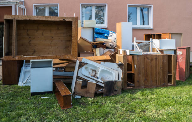 Best Yard Cleanup Services  in West Hill, OH